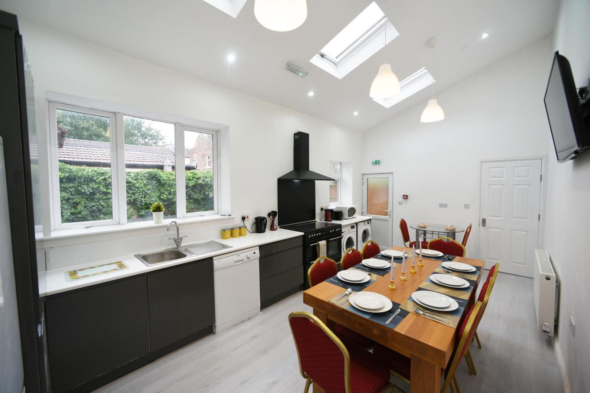 Cozy And Spacious 7-bed House Holiday home